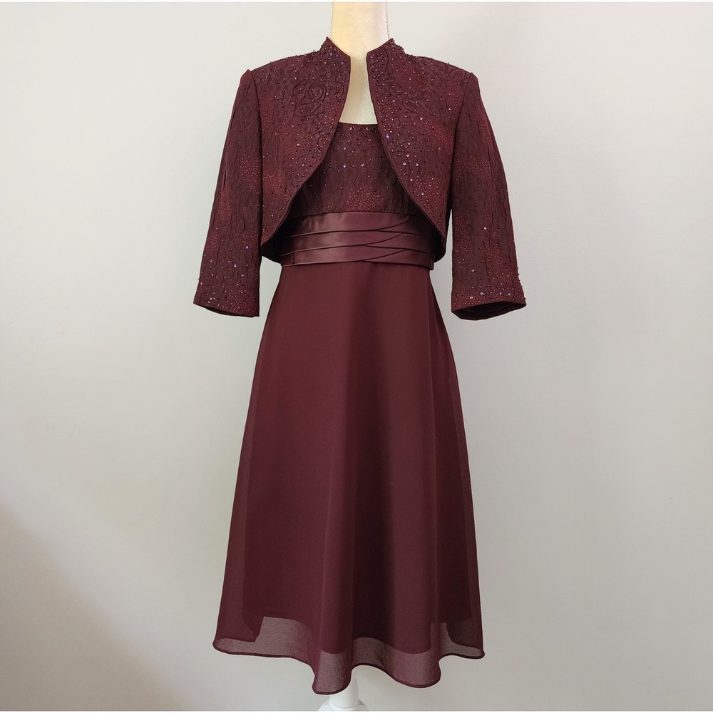 R&M RICHARDS Petites Burgundy Formal Occasion Beaded Bolero Jacket Dress Size 6P - Picture 2 of 12
